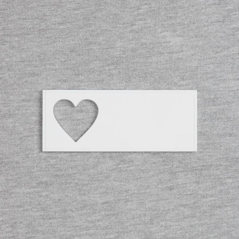 Лейбл из ПВХ с вырубкой &laquo;Сердце&raquo;, белый арт.17595.60