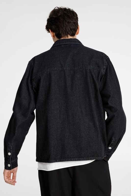 Куртка джинсовая O3, черная арт.17404.30