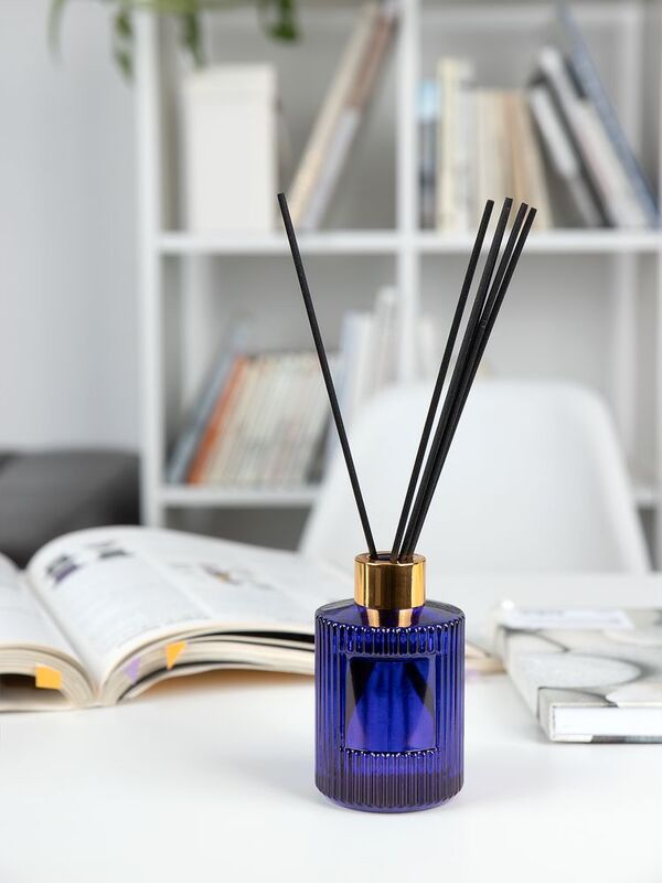 Диффузор ароматический Fragnola, пряная древесина и кардамон, темно-синий арт.17355.44