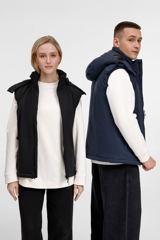 Жилет унисекс Sfera, черный арт.20441.30