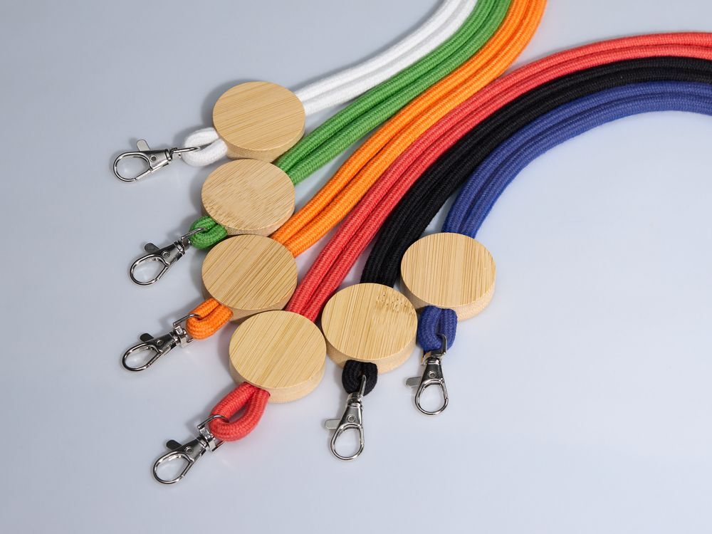 Шнурок для бейджа Tube Wood, зеленый арт.20382.90