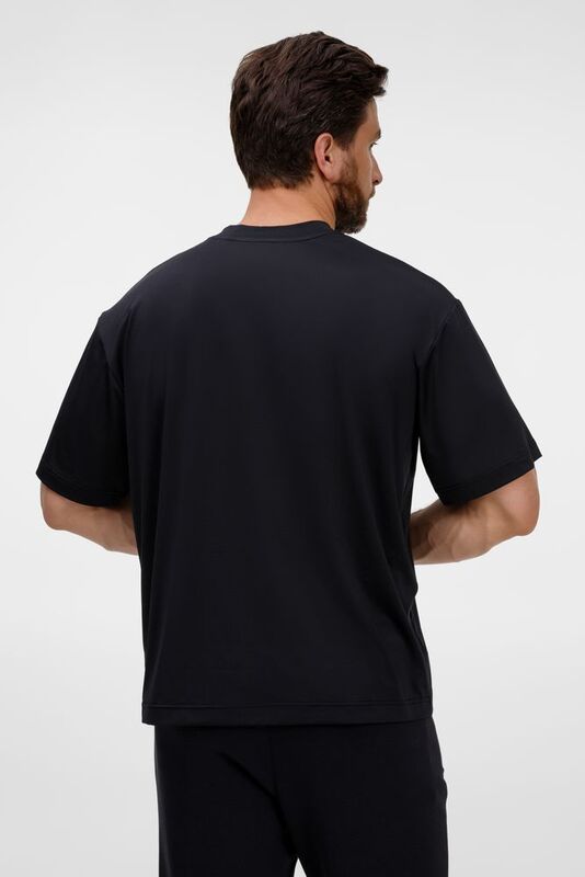 Футболка из бифлекса Morfiss, черная арт.17967.30