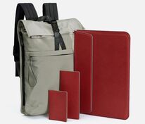 Набор Petrus Travel, красный арт.21071.50