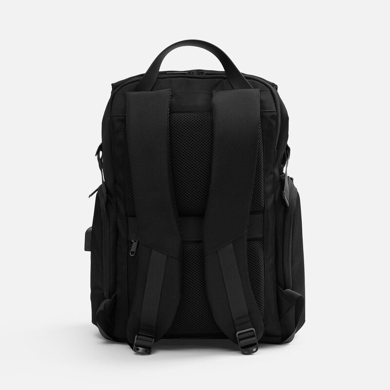 Рюкзак decaPolis, черный арт.19907.30