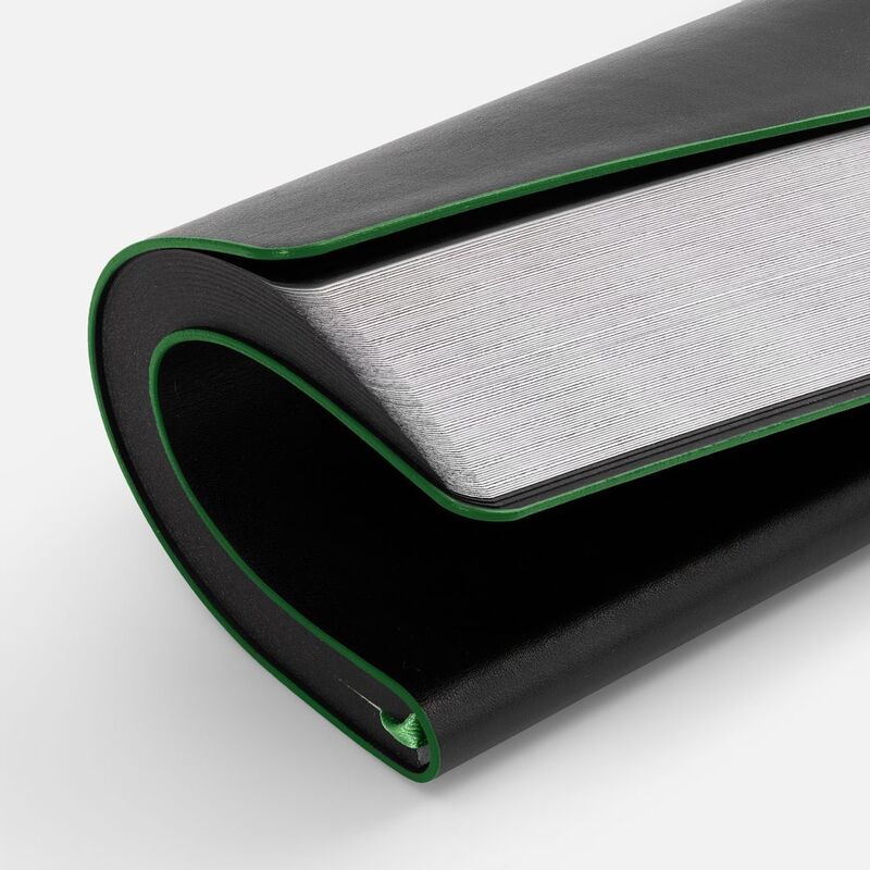 Ежедневник Trait, недатированный, черный с зеленым арт.14097.39