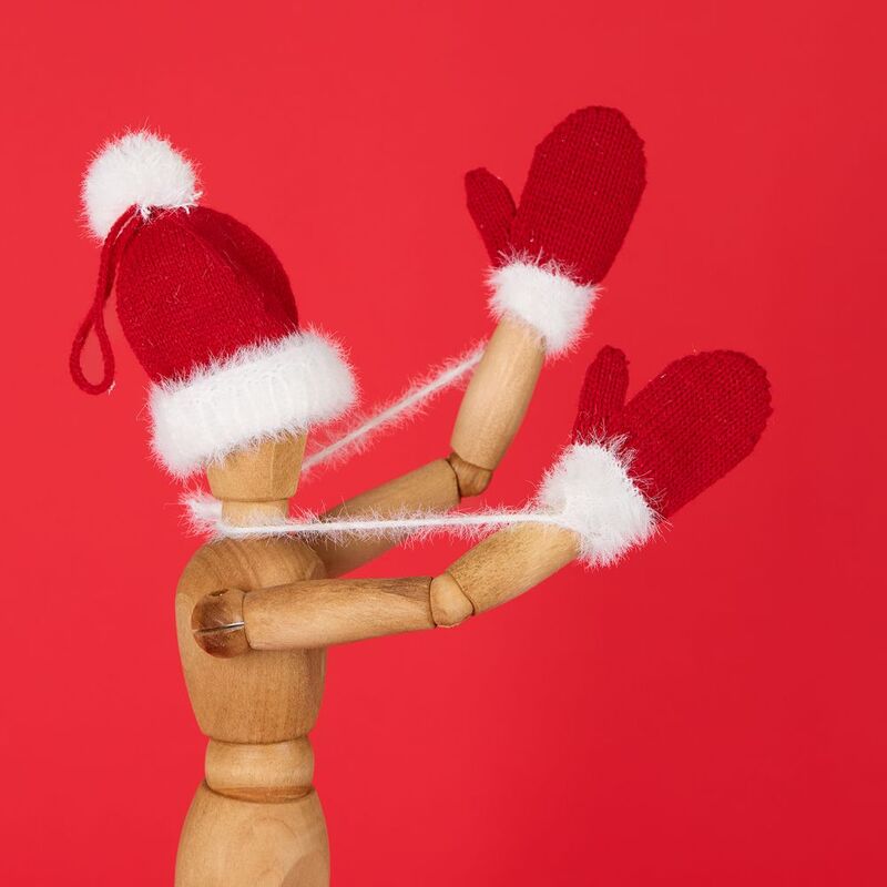 Подвеска на елку &laquo;Вьюжка&raquo;, варежки, красная арт.19261.50