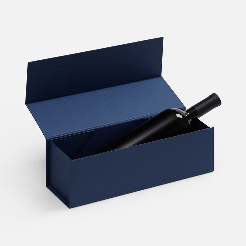 Коробка складная под бутылку Color Jacket Fold, темно-синяя арт.25027.40