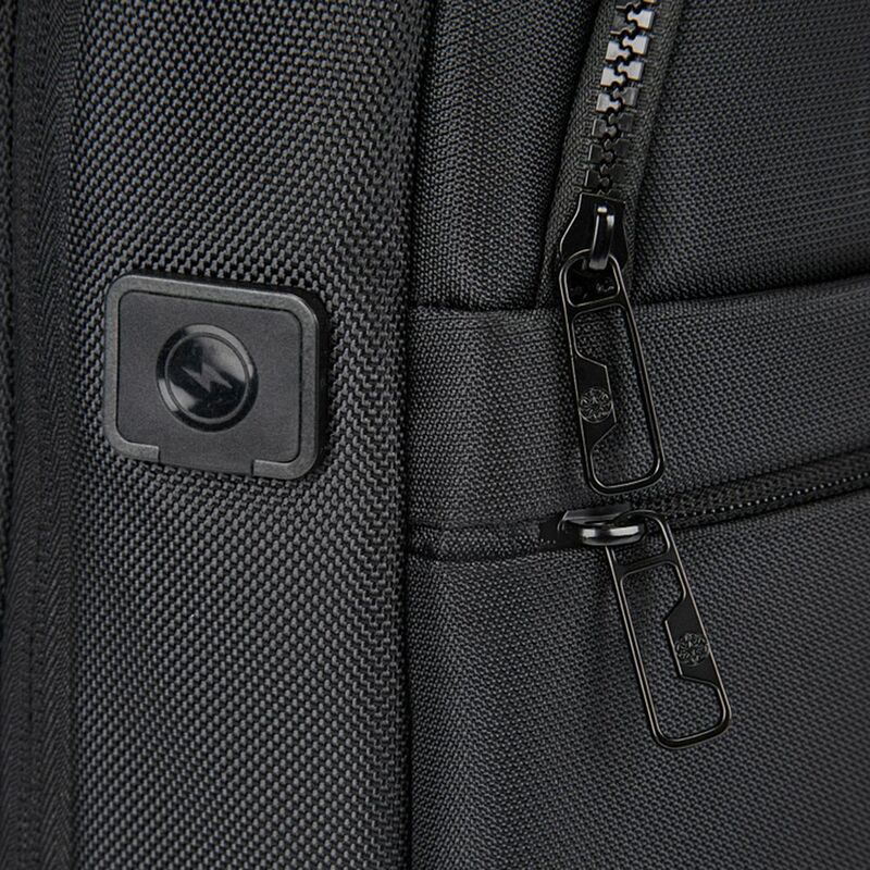 Рюкзак Discovery 15, черный арт.21942.30