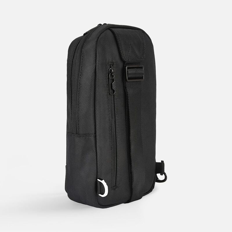 Рюкзак на одно плечо Discovery M, черный арт.21946.30