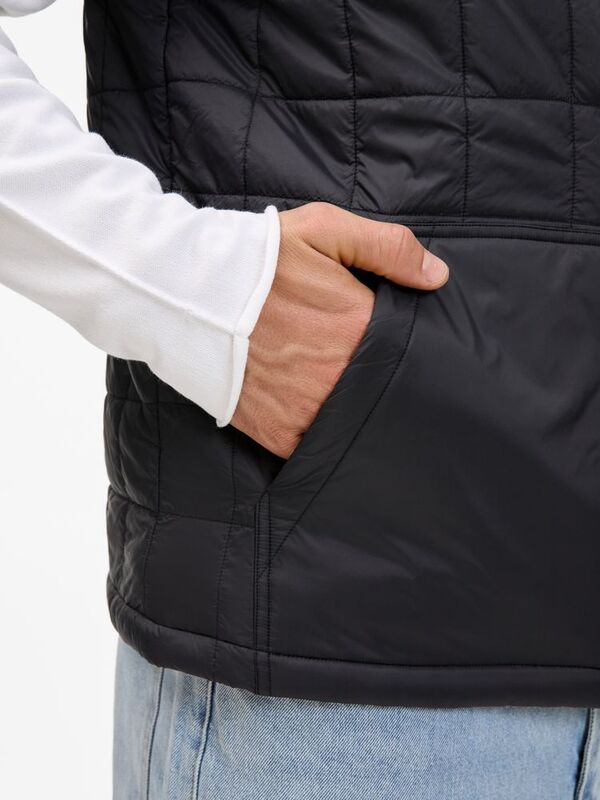 Жилет унисекс Warmbridge, черный арт.18307.30