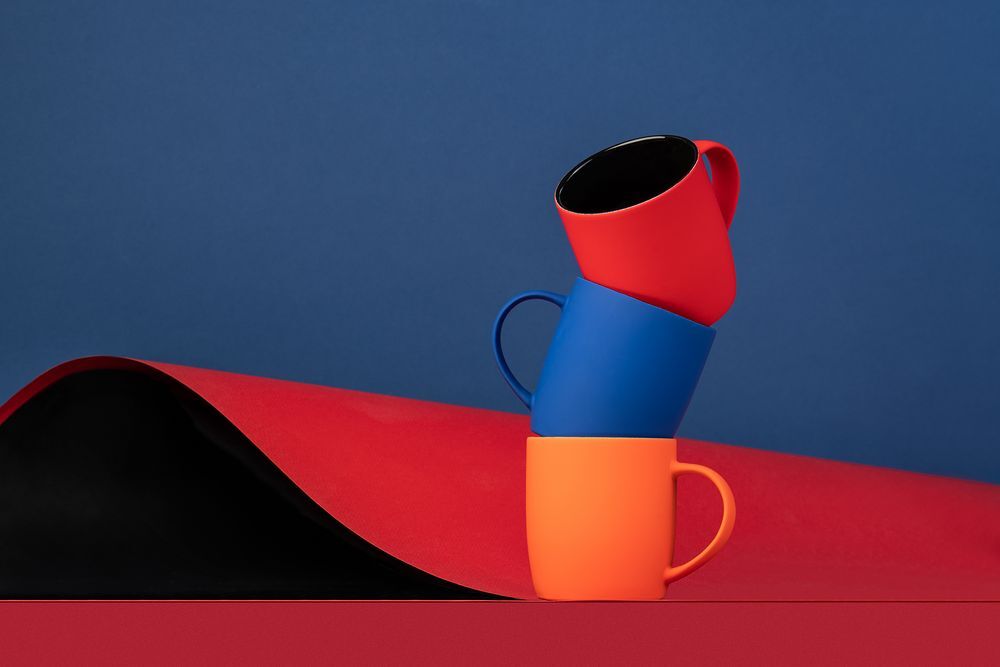 Кружка Surprise Touch Black с покрытием софт-тач, синяя арт.13356.40